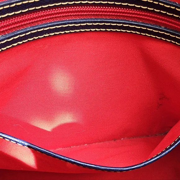 Dooney & Bourke Large Satchel EUC - Picture 9 of 16